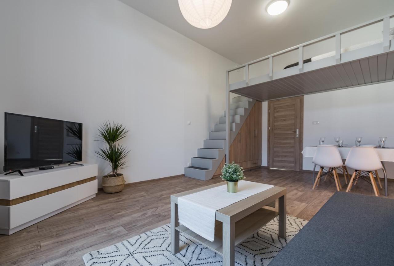 Apartamenty INTERDOM Zakopane Bagian luar foto